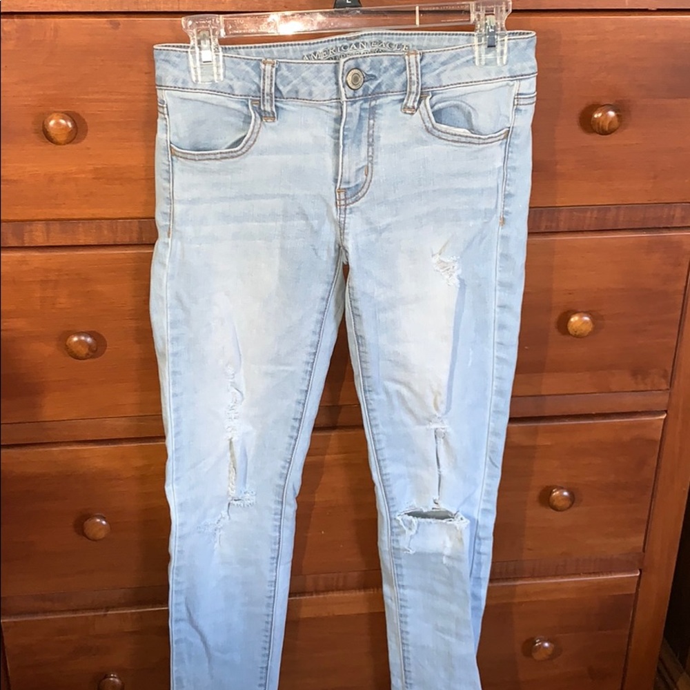 American Eagle Distressed Jeans